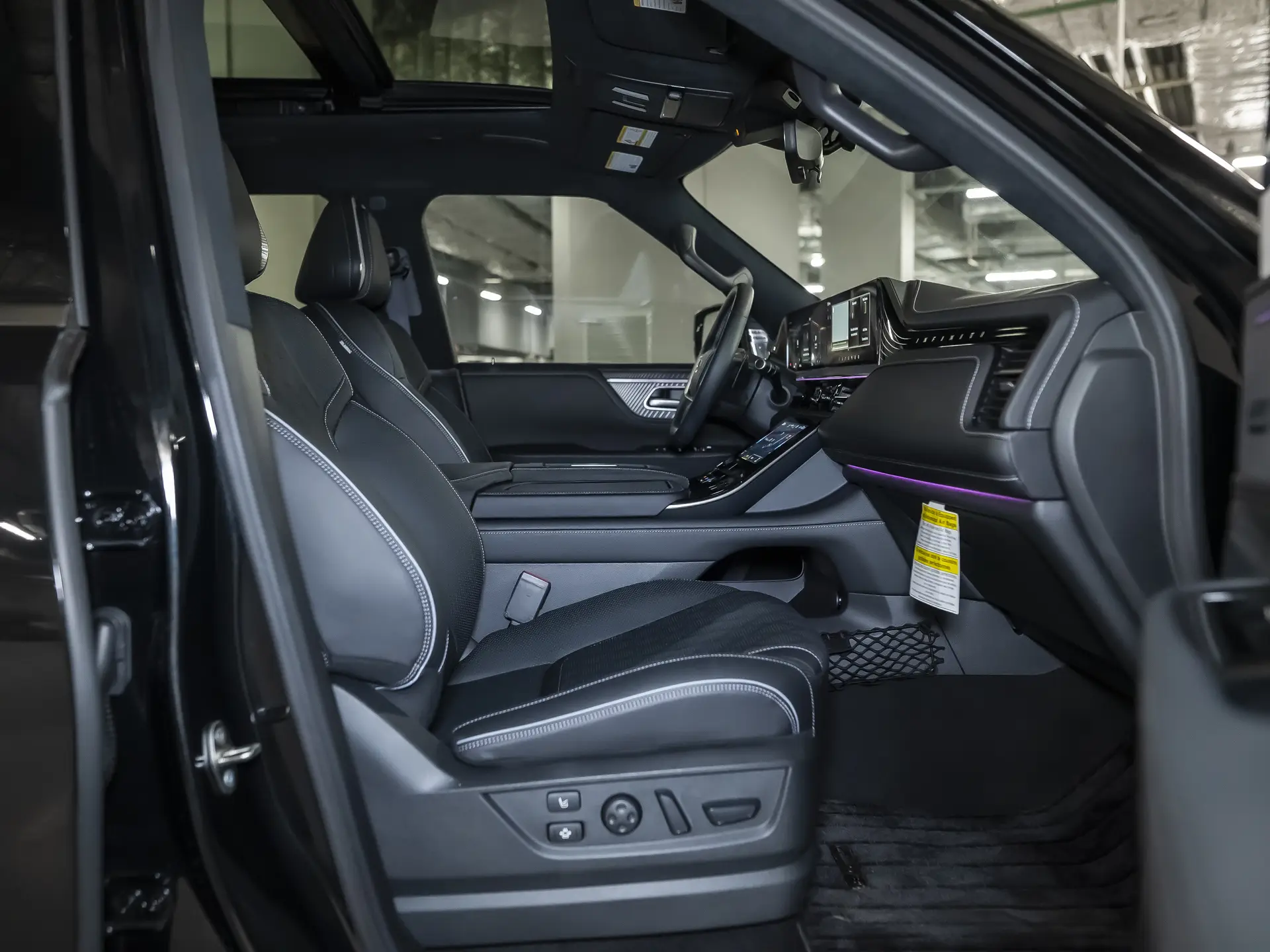 Infiniti QX80, II, 2025 купить в салоне Million Miles