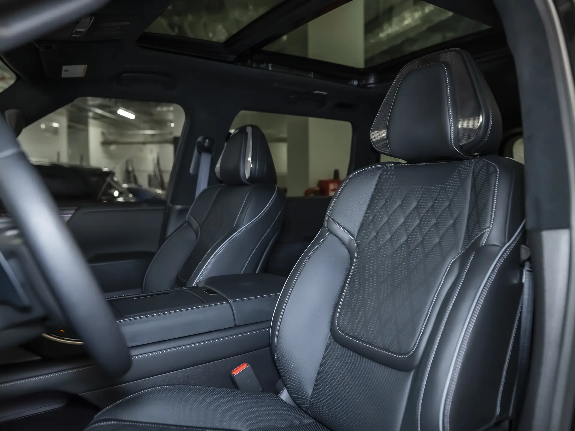 Infiniti QX80, II, 2025 купить в салоне Million Miles