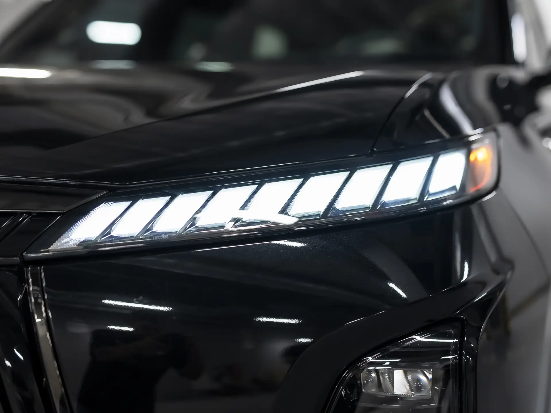 Infiniti QX80, II, 2025 купить в салоне Million Miles