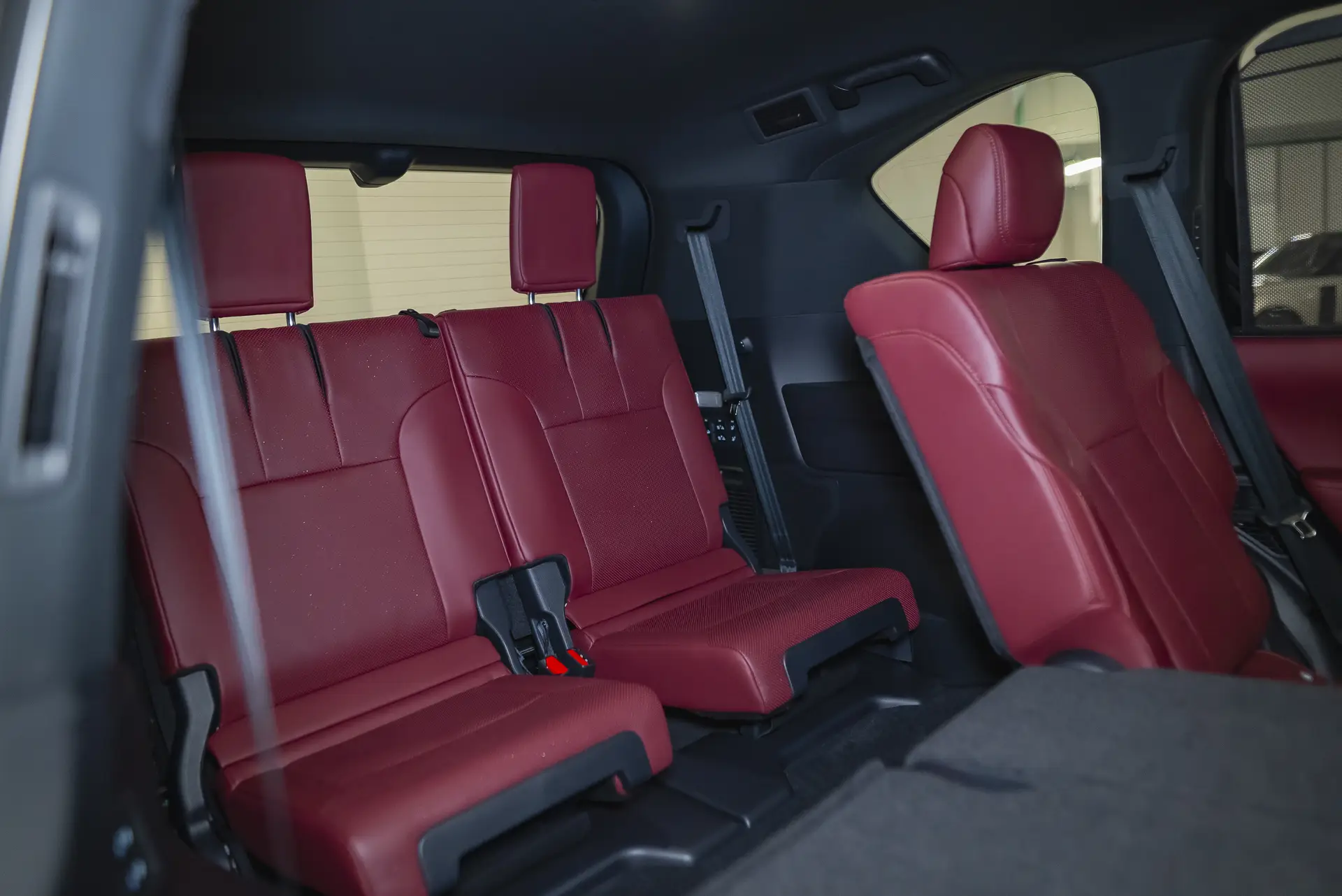 Lexus LX, IV, 2025 купить в салоне Million Miles