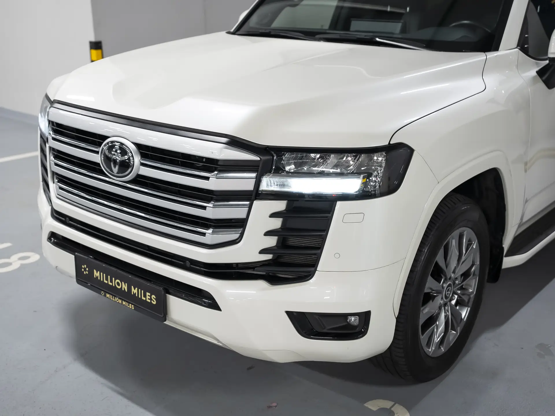 Toyota Land Cruiser, 300 Series, 2022 купить в салоне Million Miles