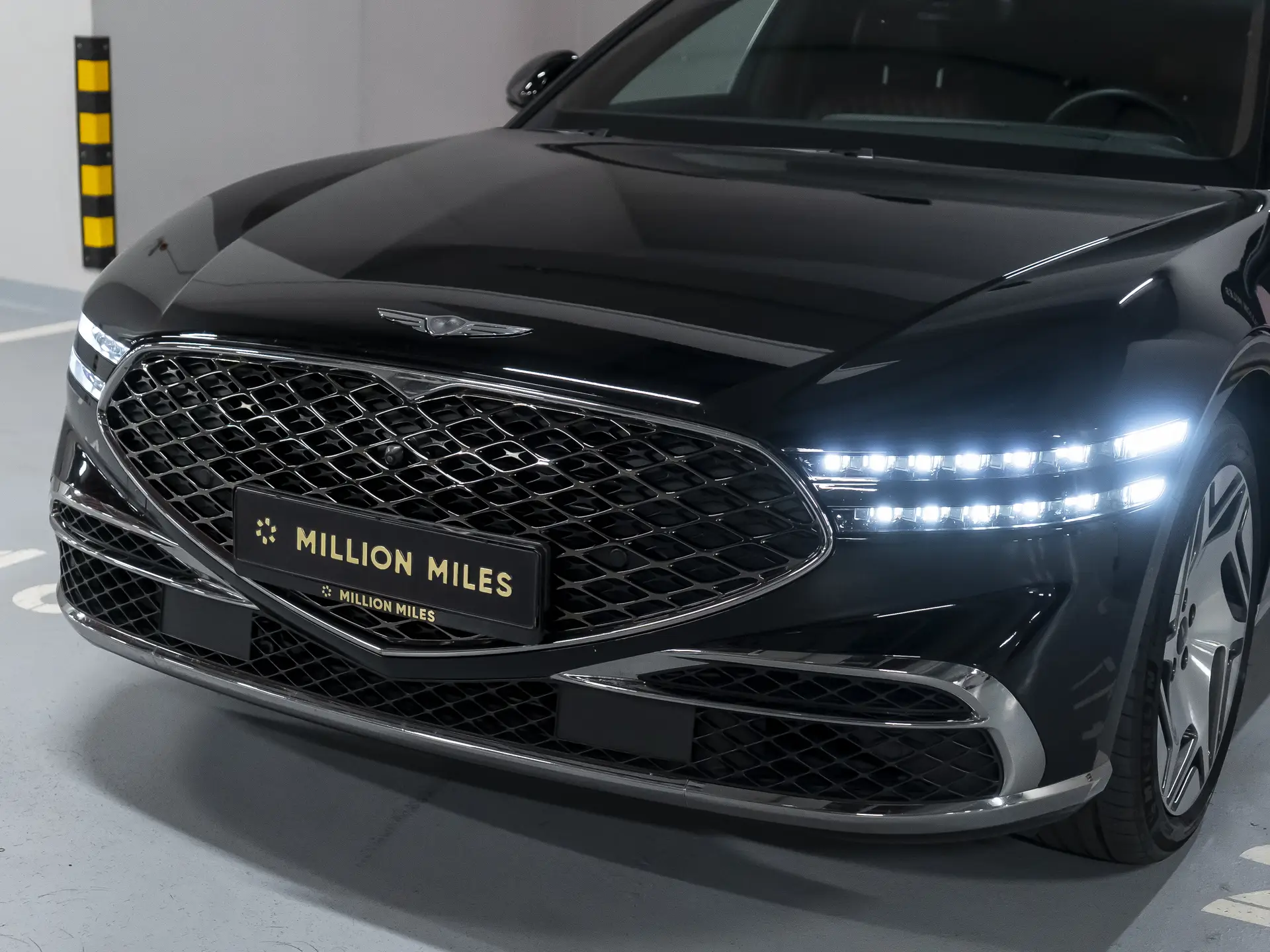 Genesis G90, II, 2023 купить в салоне Million Miles