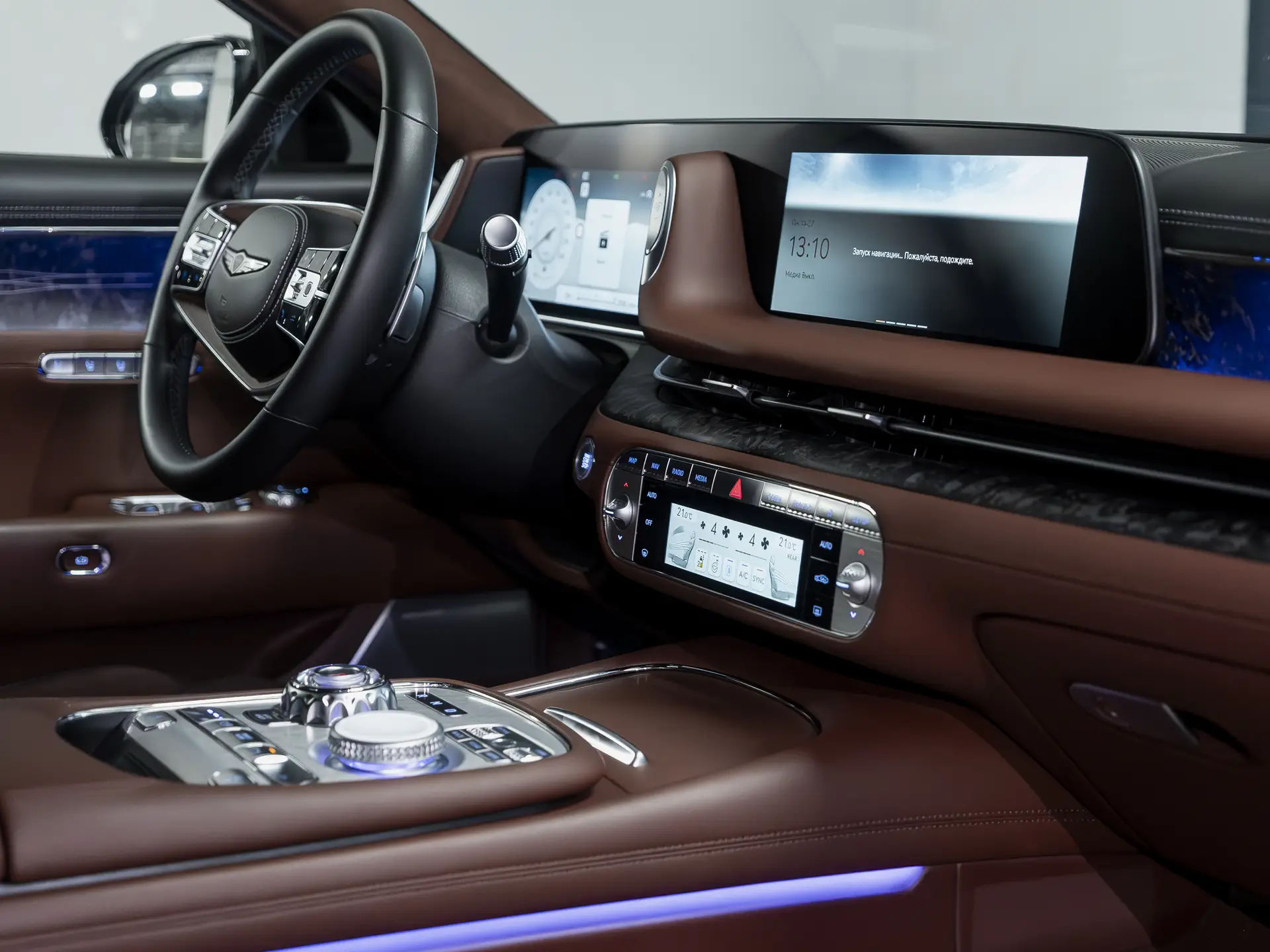 Genesis G90, II, 2023 купить в салоне Million Miles