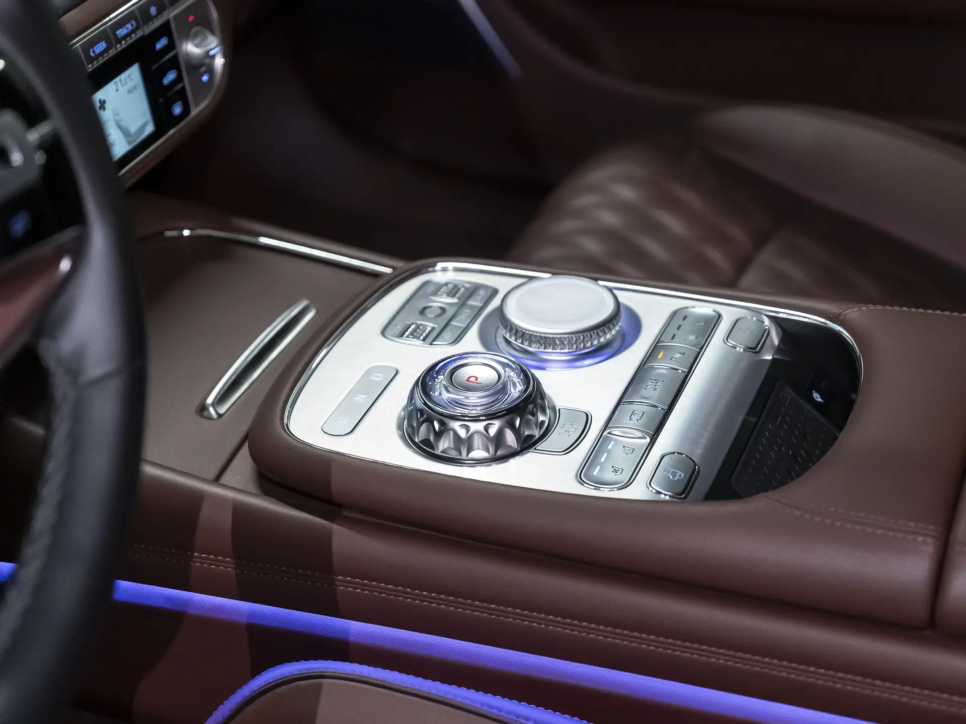 Genesis G90, II, 2023 купить в салоне Million Miles