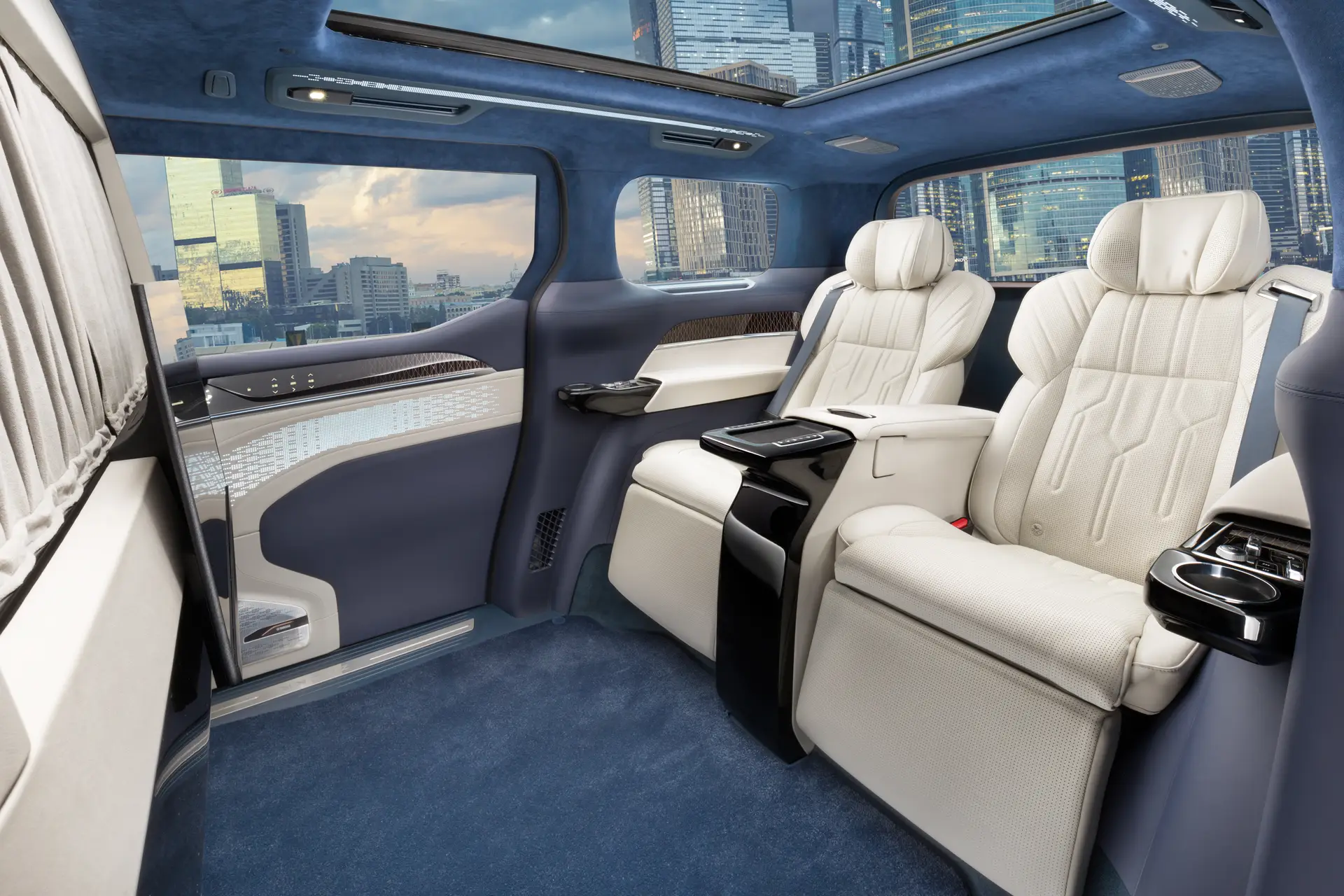 Zeekr 009, I Рестайлинг, 2025 купить в салоне Million Miles