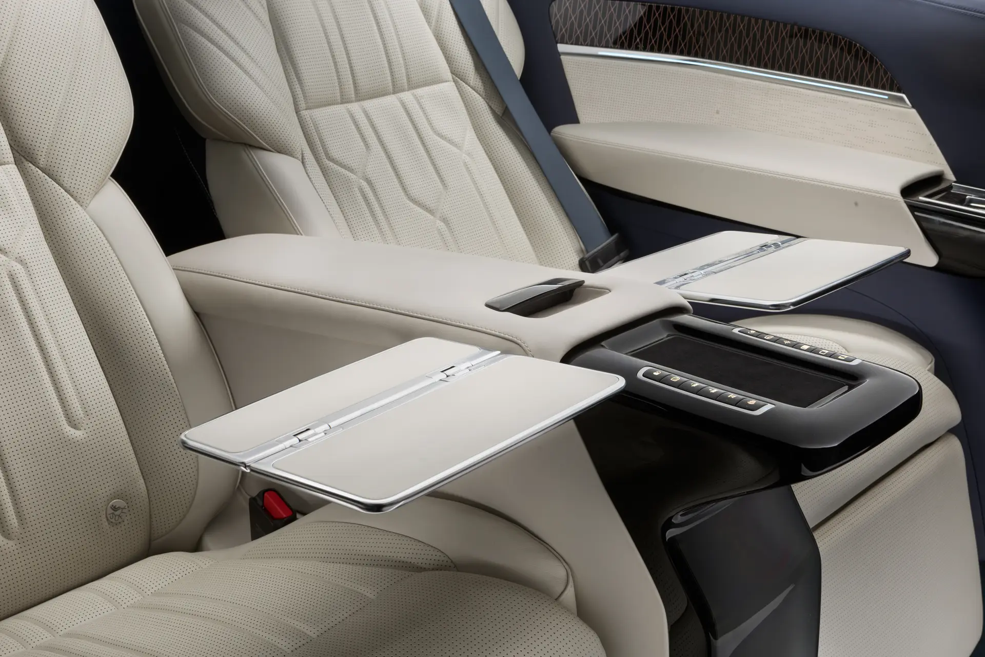 Zeekr 009, I Рестайлинг, 2025 купить в салоне Million Miles