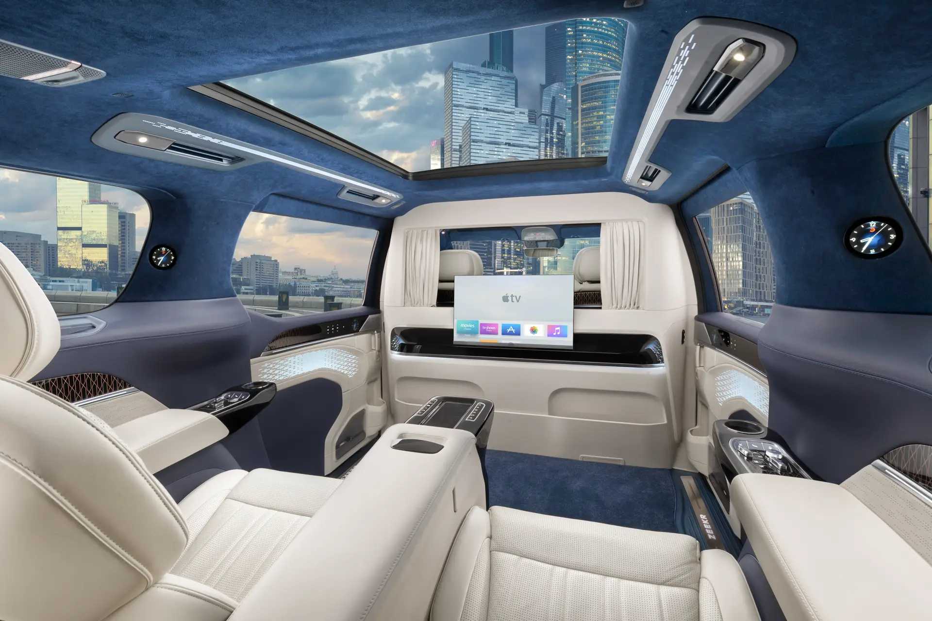 Zeekr 009, I Рестайлинг, 2025 купить в салоне Million Miles