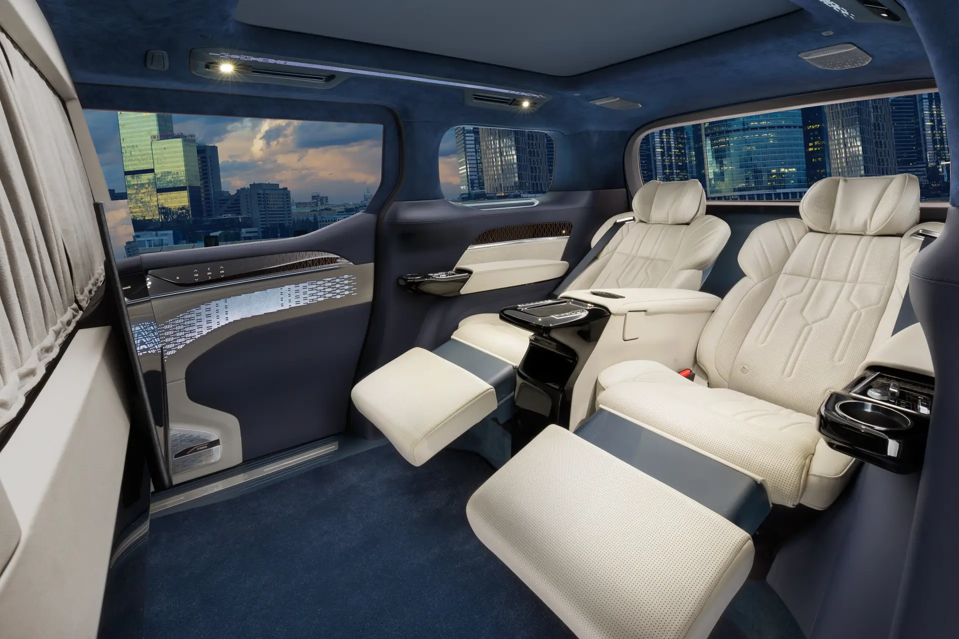 Zeekr 009, I Рестайлинг, 2025 купить в салоне Million Miles