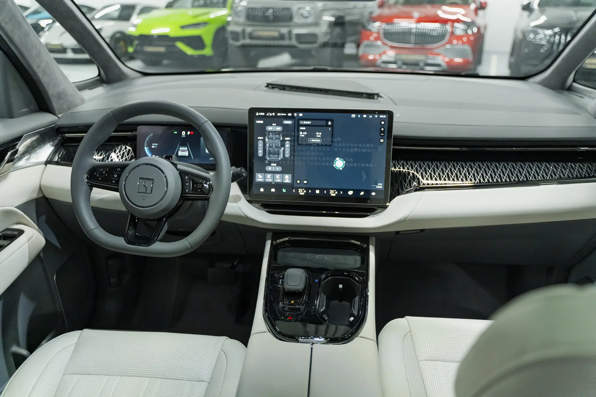 Zeekr 009, I Рестайлинг, 2025 купить в салоне Million Miles