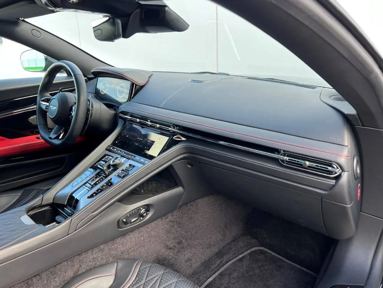 Aston Martin DB12, I, 2025 купить в салоне Million Miles
