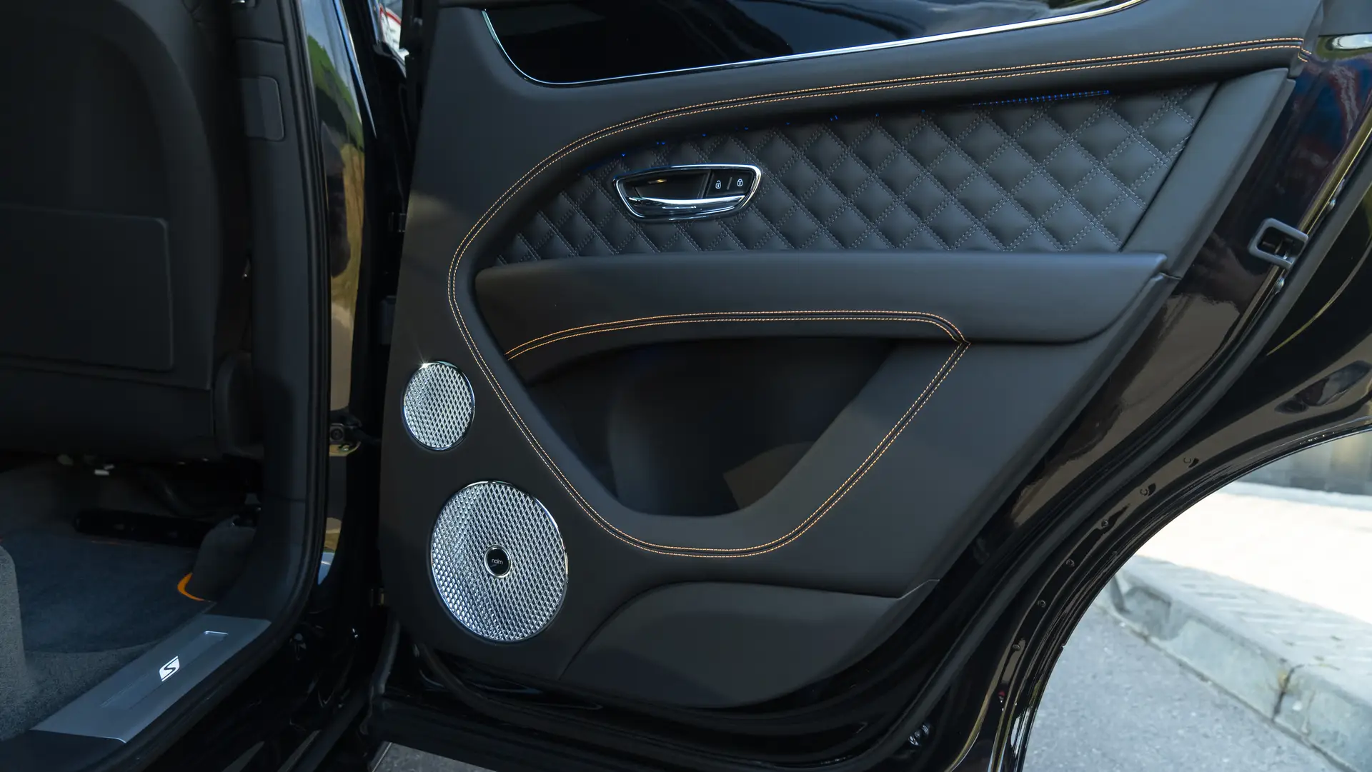 Bentley Bentayga, I Рестайлинг, 2024 купить в салоне Million Miles