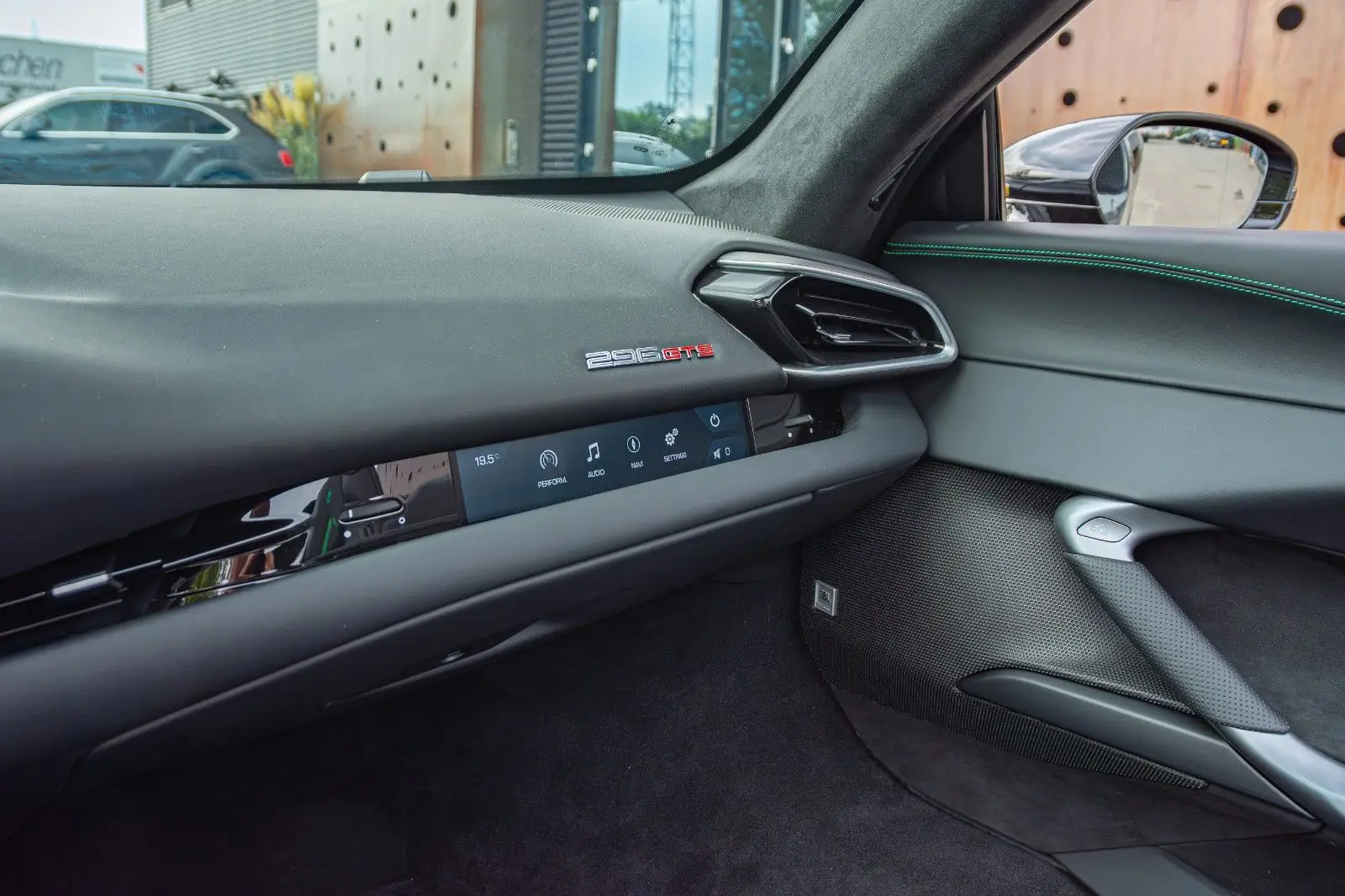 Ferrari 296 GTB GTS, I, 2024 купить в салоне Million Miles