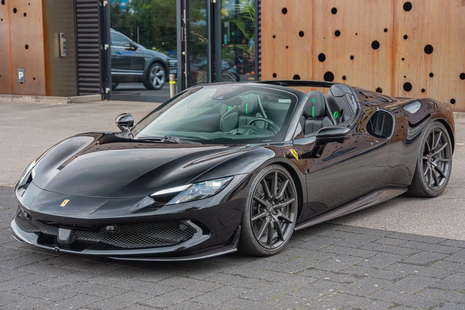 Ferrari 296 GTB GTS, I, 2024 купить в салоне Million Miles