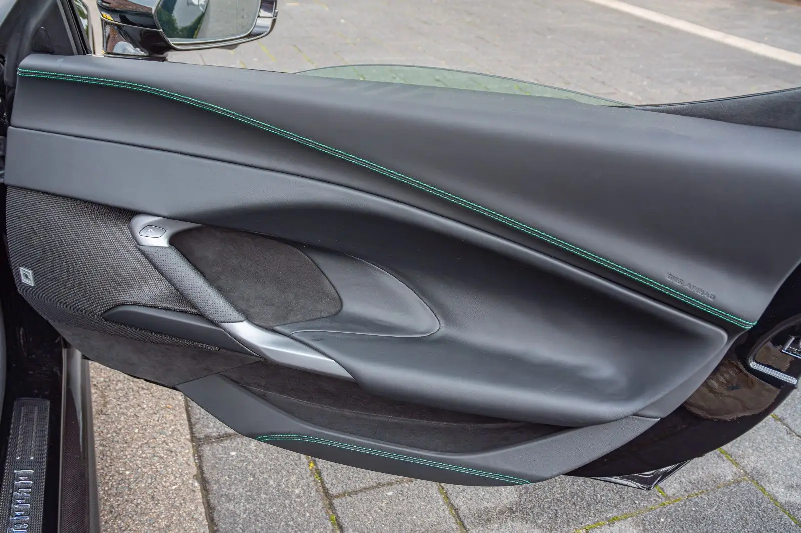 Ferrari 296 GTB GTS, I, 2024 купить в салоне Million Miles