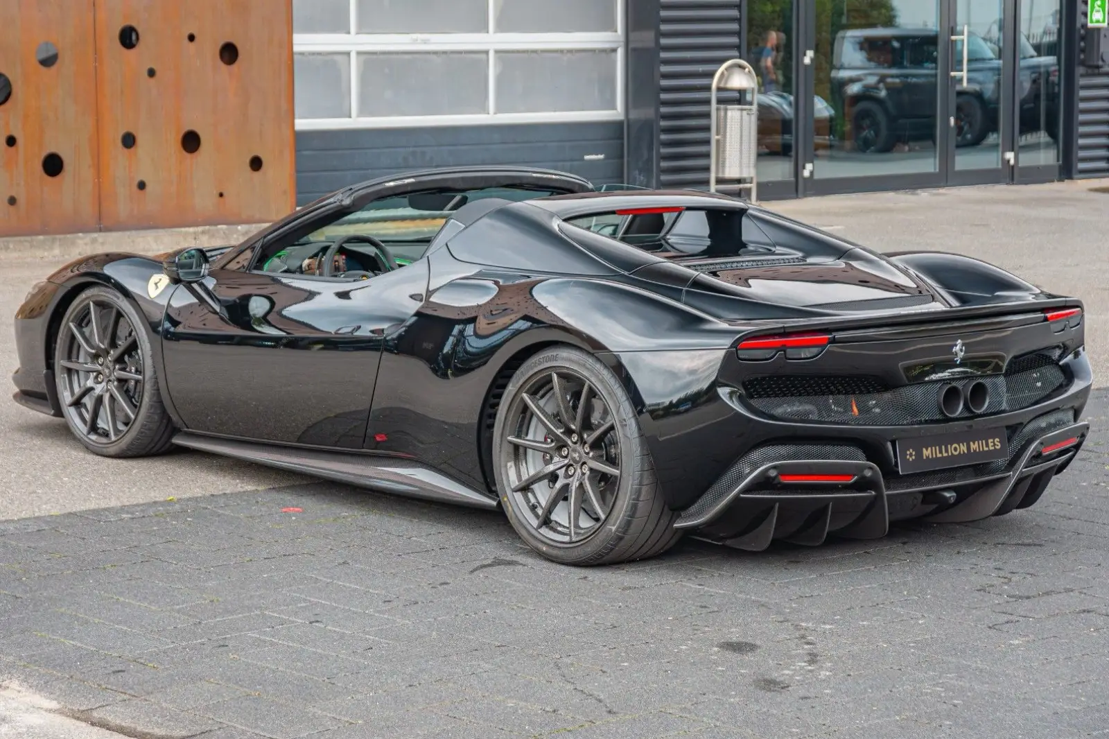 Ferrari 296 GTB GTS, I, 2024 купить в салоне Million Miles