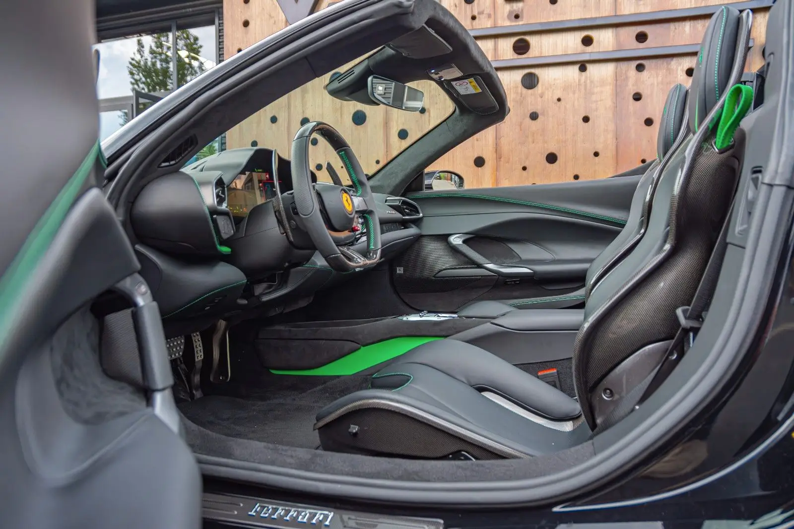 Ferrari 296 GTB GTS, I, 2024 купить в салоне Million Miles