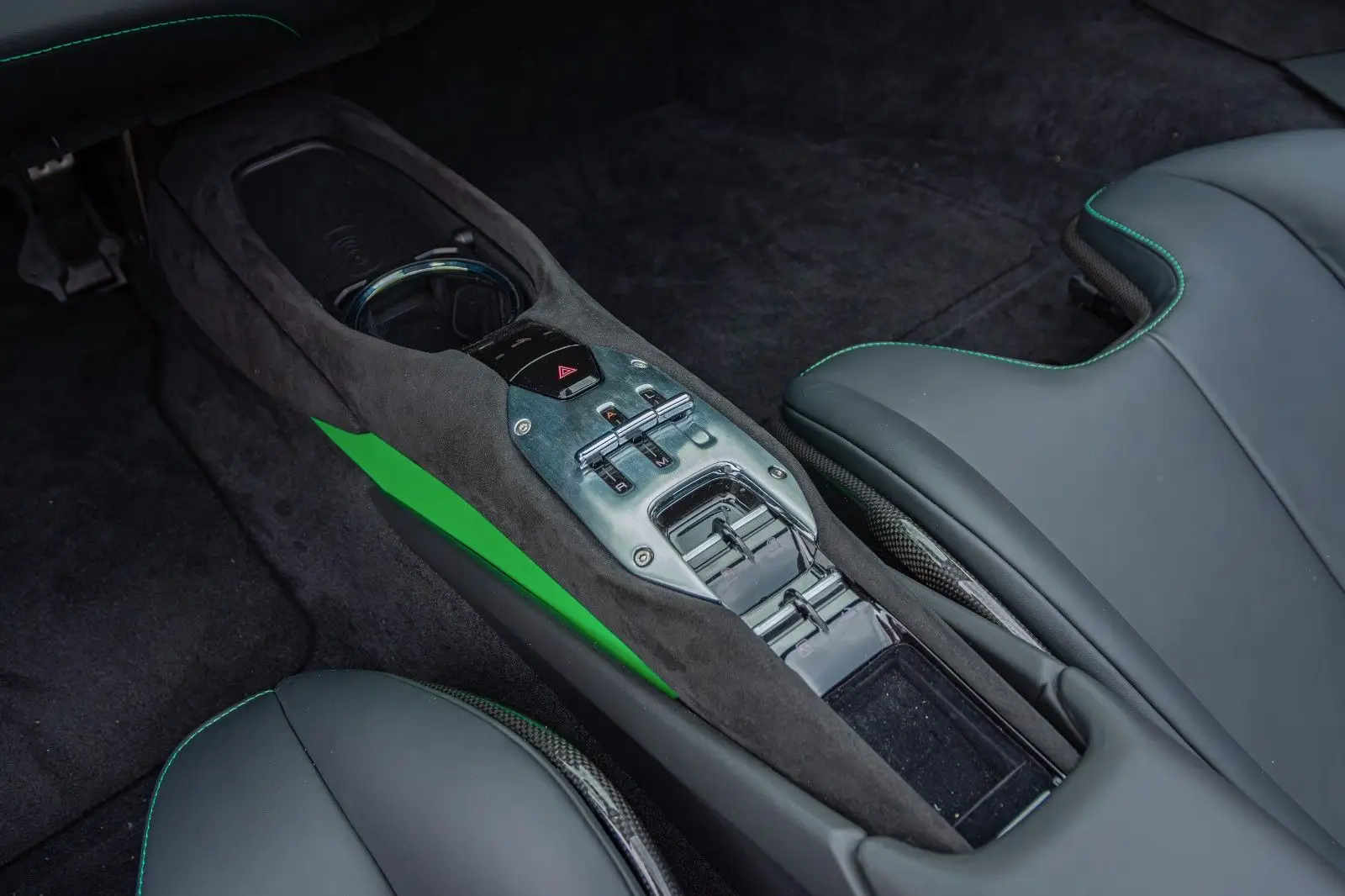 Ferrari 296 GTB GTS, I, 2024 купить в салоне Million Miles