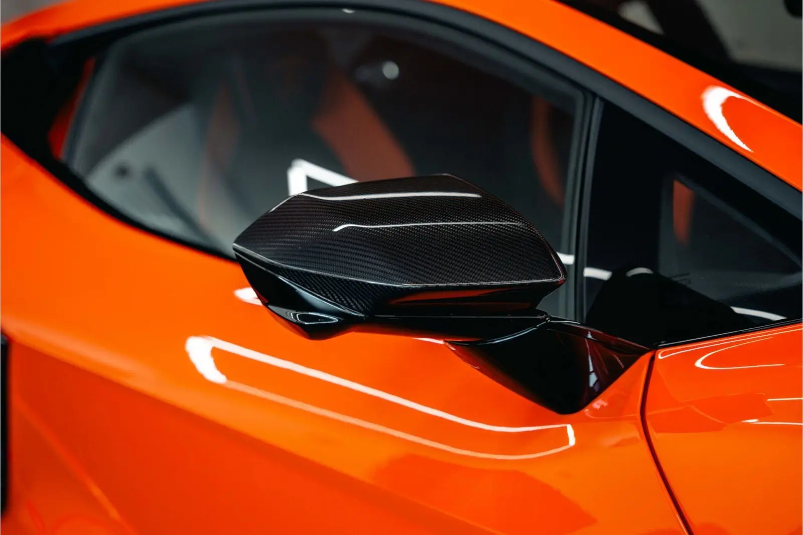 Lamborghini Revuelto, I, 2025 купить в салоне Million Miles