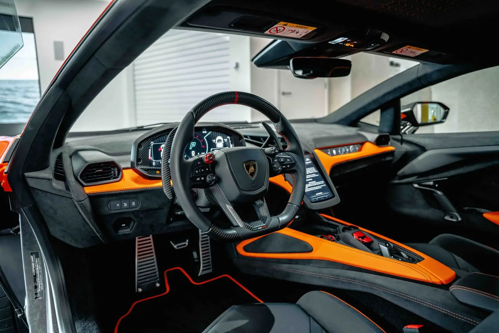 Lamborghini Revuelto, I, 2025 купить в салоне Million Miles