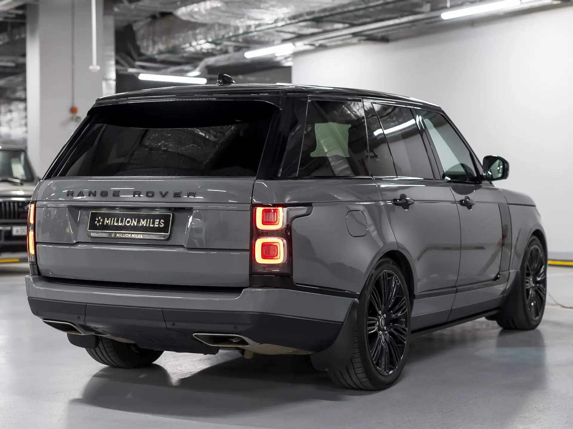 Land Rover Range Rover, IV Рестайлинг, 2019 купить в салоне Million Miles