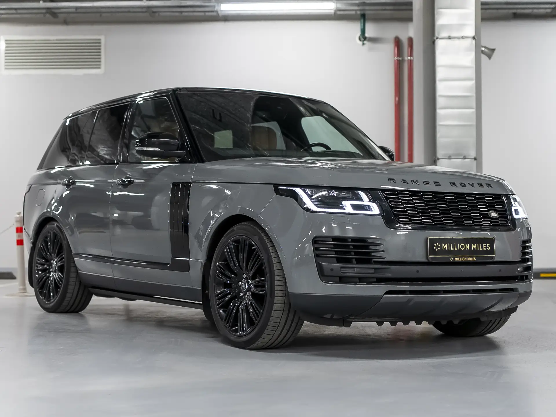Land Rover Range Rover, IV Рестайлинг, 2019 купить в салоне Million Miles