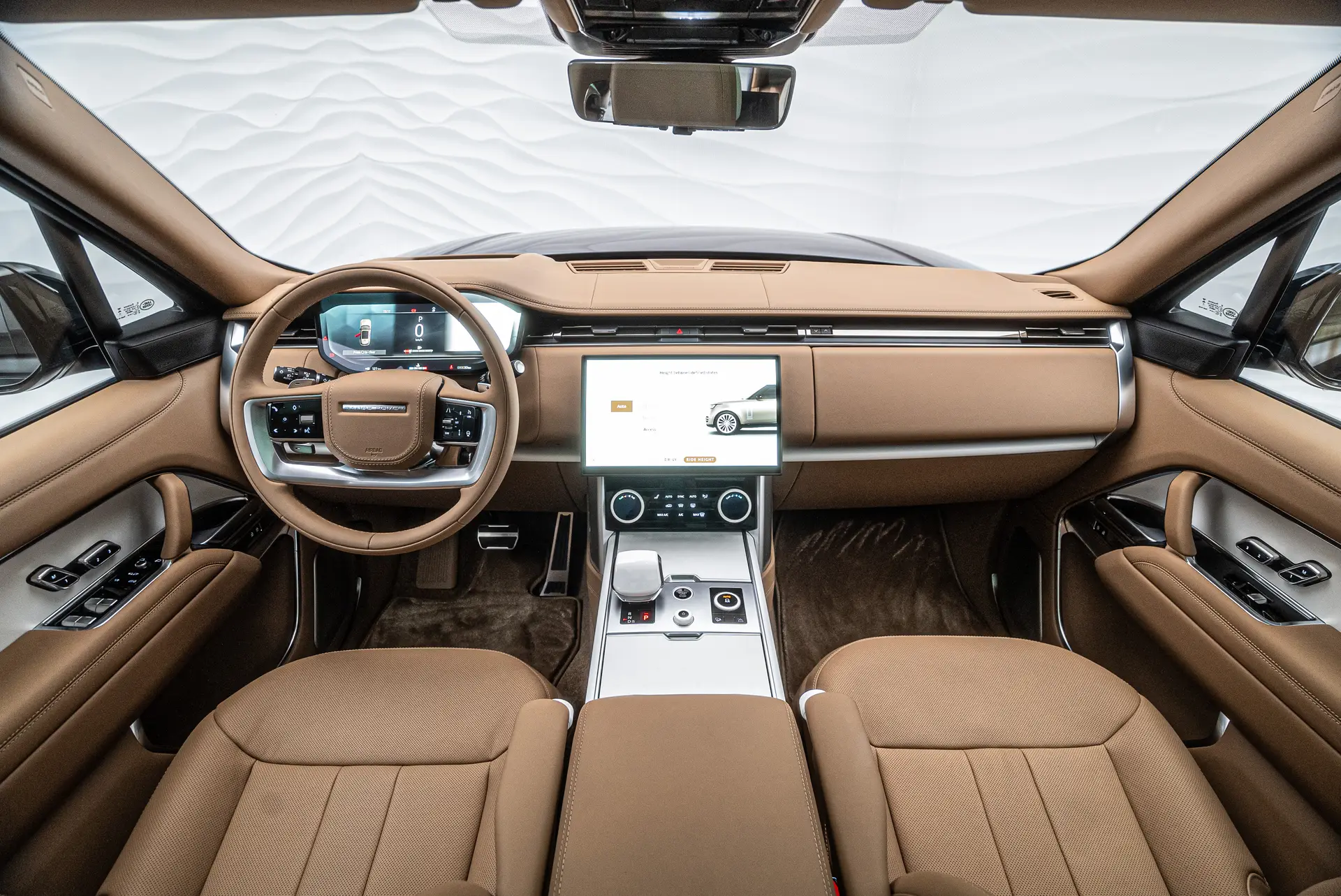 Land Rover Range Rover Long, V, 2025 купить в салоне Million Miles