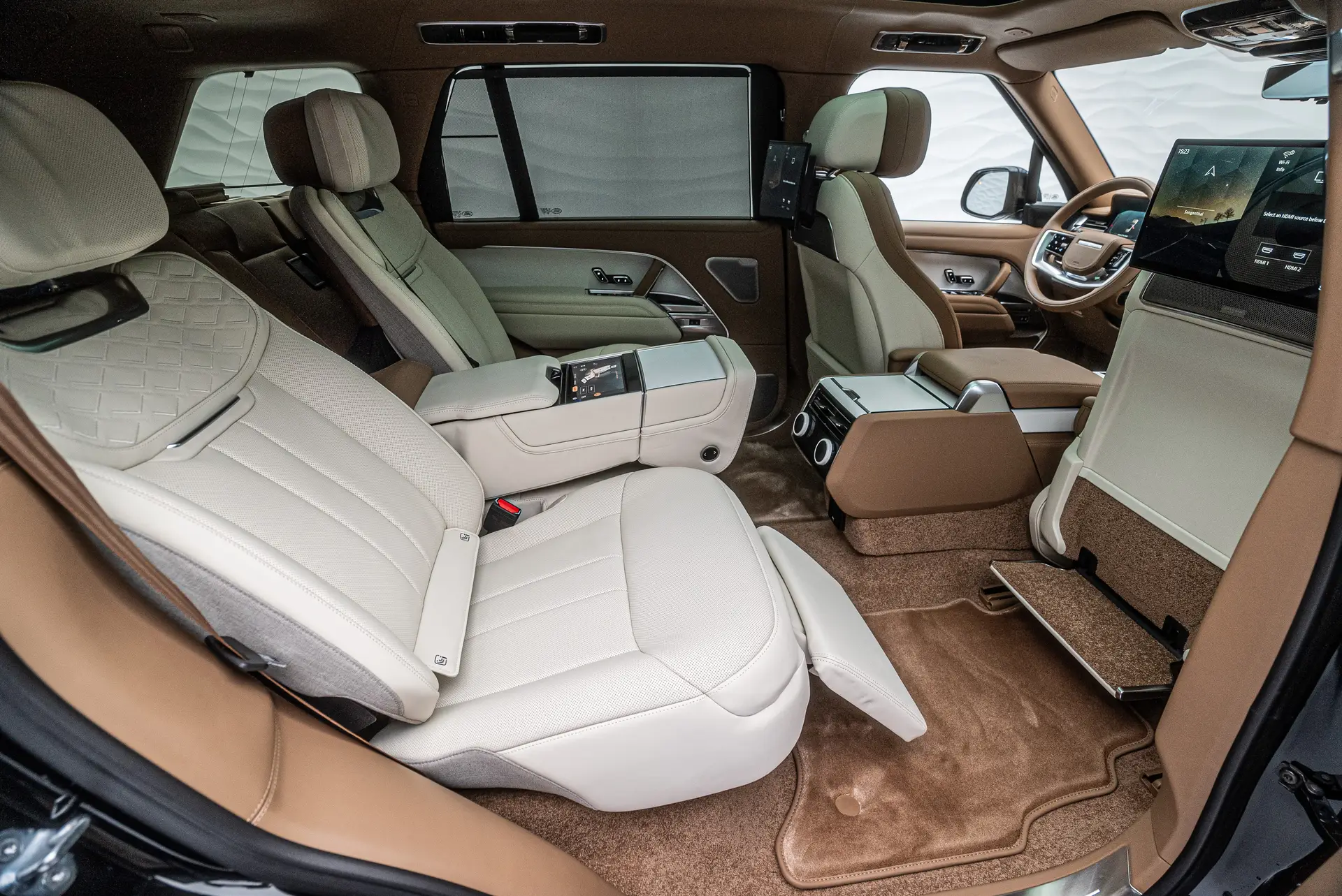 Land Rover Range Rover Long, V, 2025 купить в салоне Million Miles