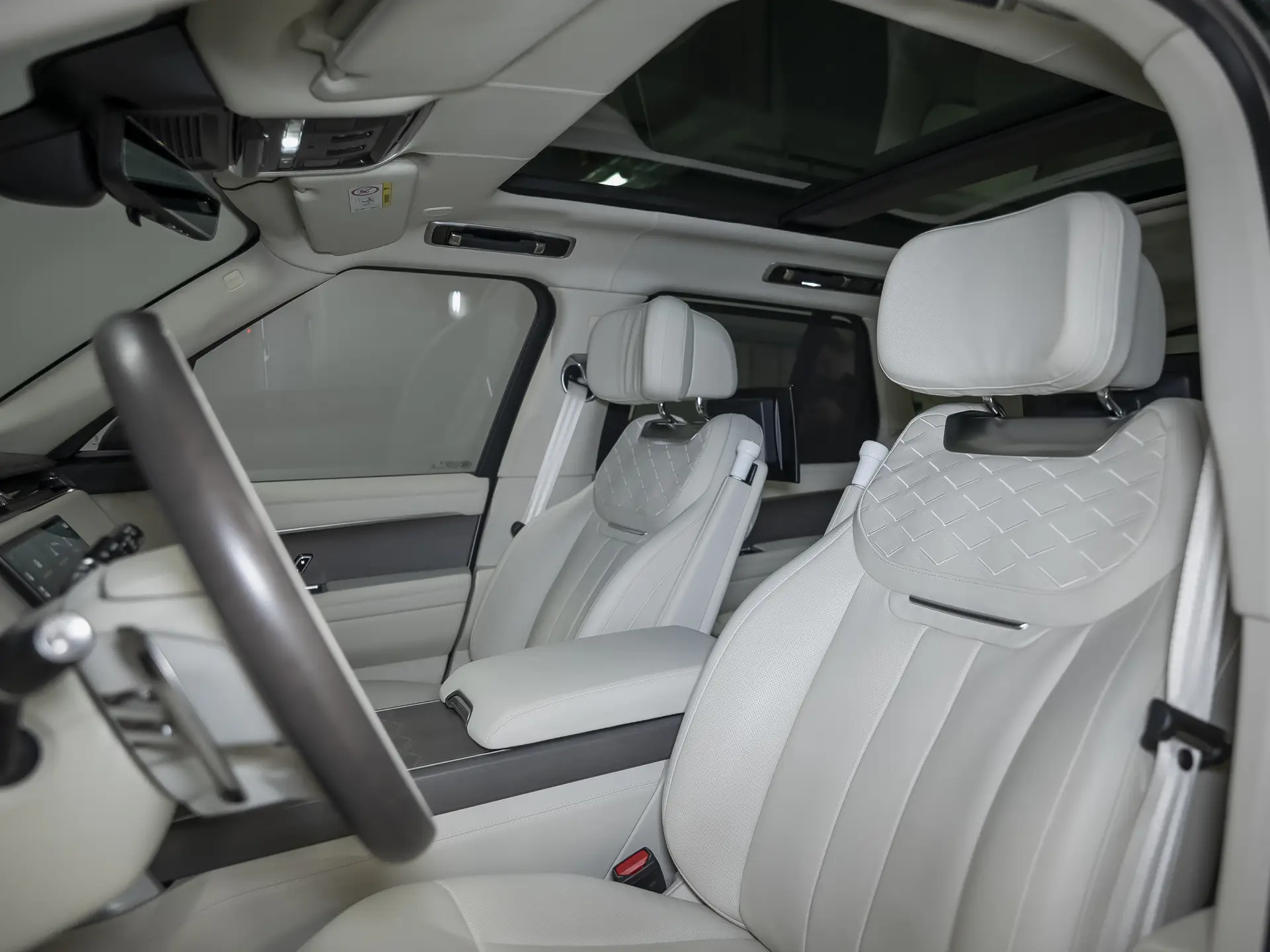 Land Rover Range Rover, V, 2023 купить в салоне Million Miles