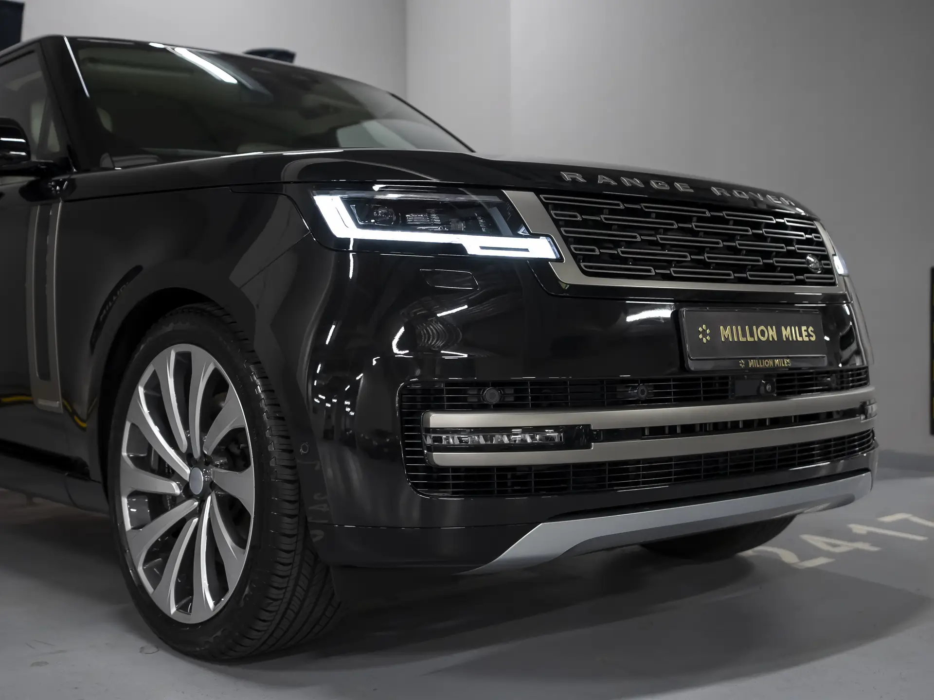 Land Rover Range Rover, V, 2025 купить в салоне Million Miles