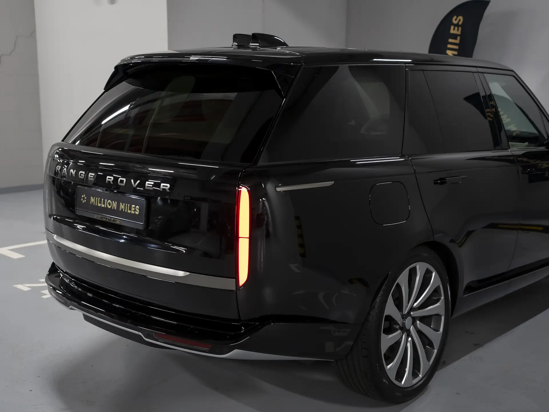Land Rover Range Rover, V, 2025 купить в салоне Million Miles