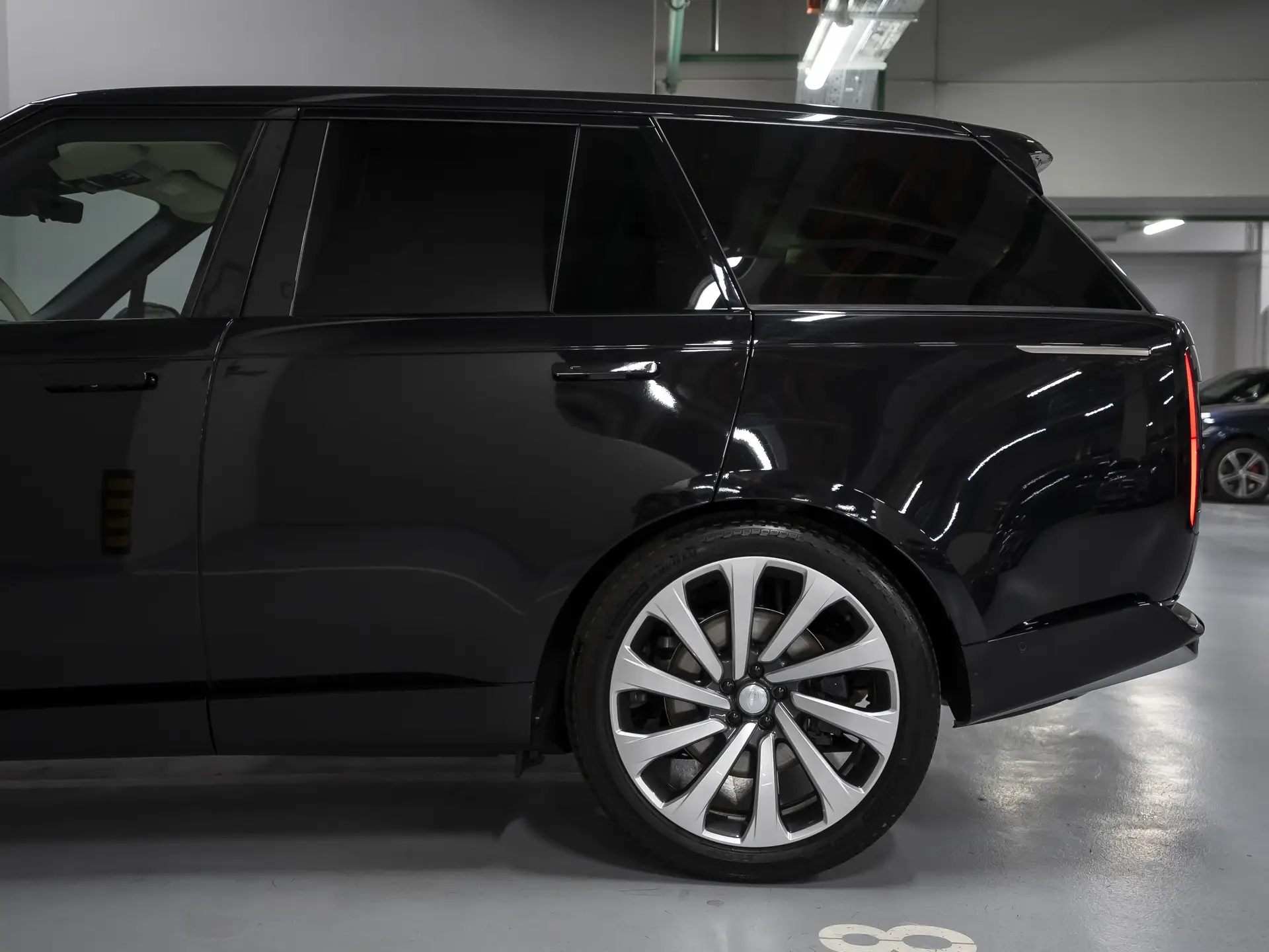 Land Rover Range Rover, V, 2025 купить в салоне Million Miles