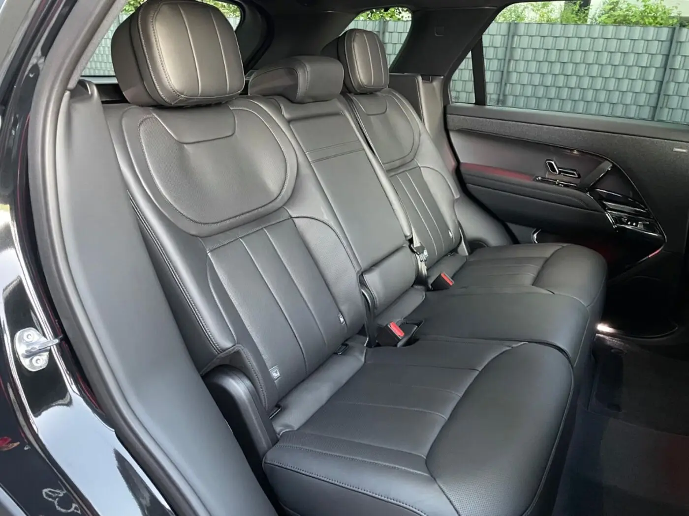 Land Rover Range Rover Sport, III, 2025 купить в салоне Million Miles