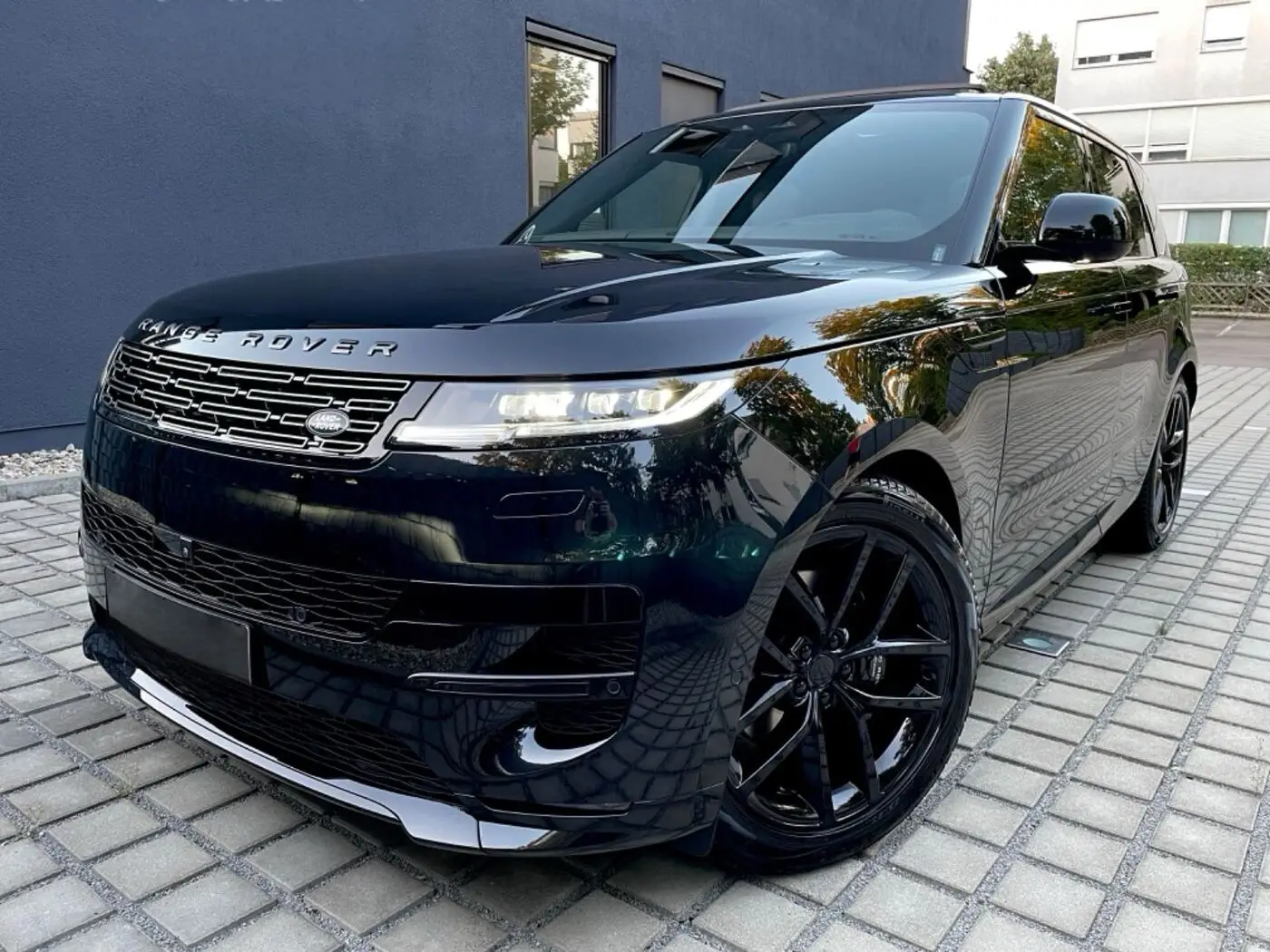 Land Rover Range Rover Sport, III, 2025 купить в салоне Million Miles