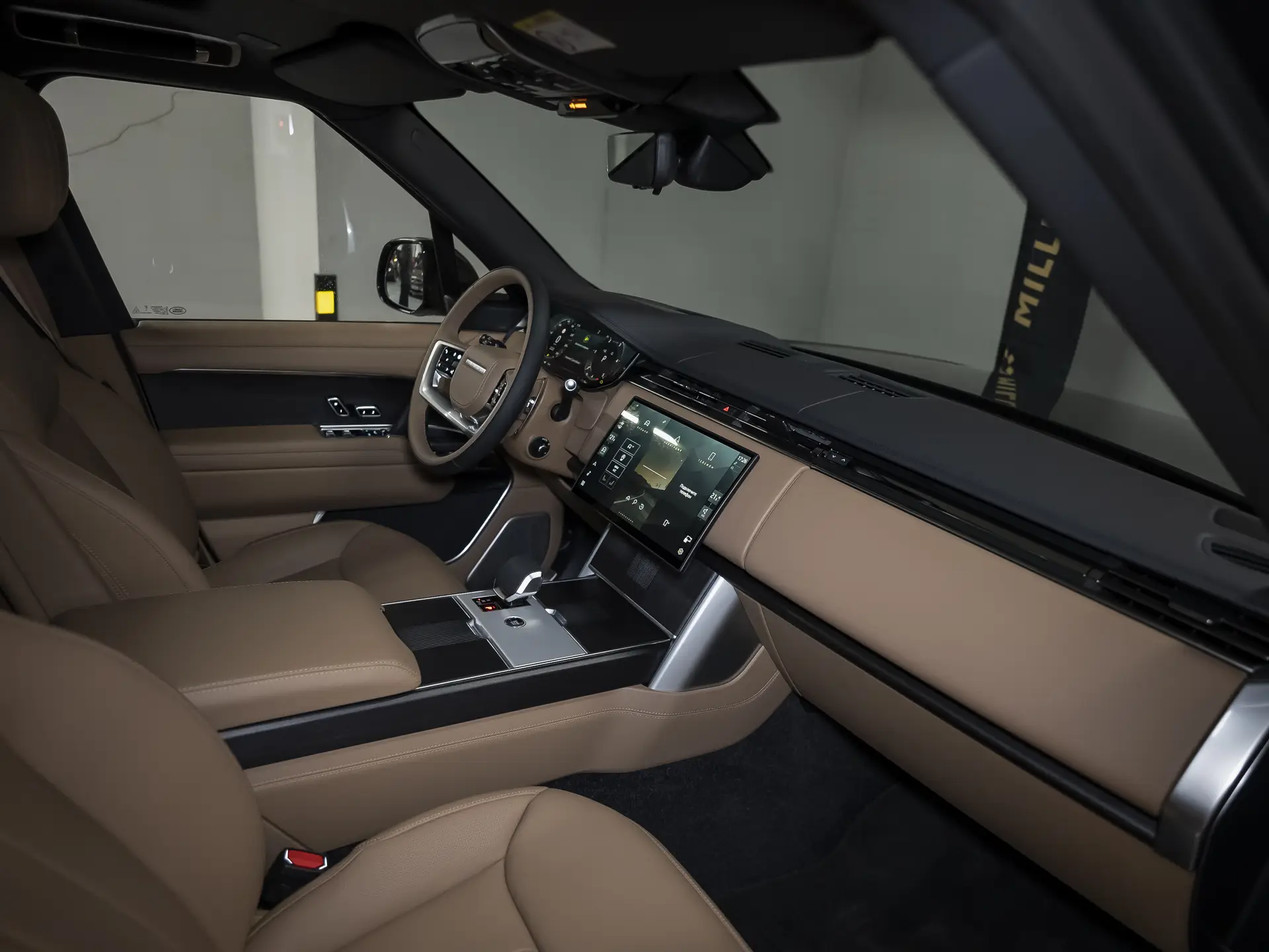 Land Rover Range Rover, V, 2025 купить в салоне Million Miles