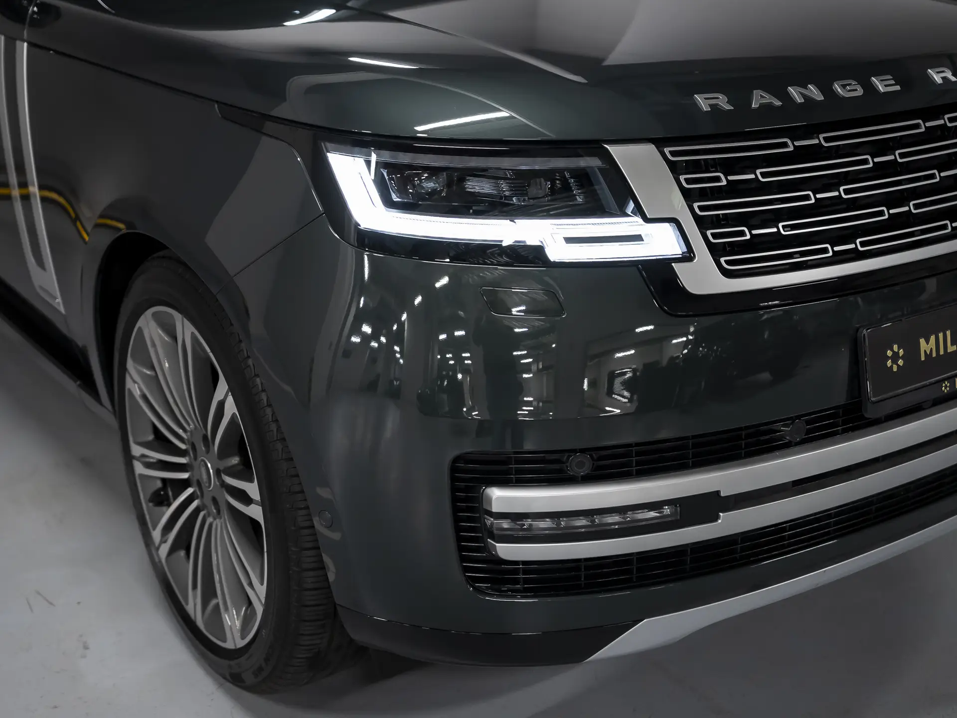 Land Rover Range Rover, V, 2025 купить в салоне Million Miles