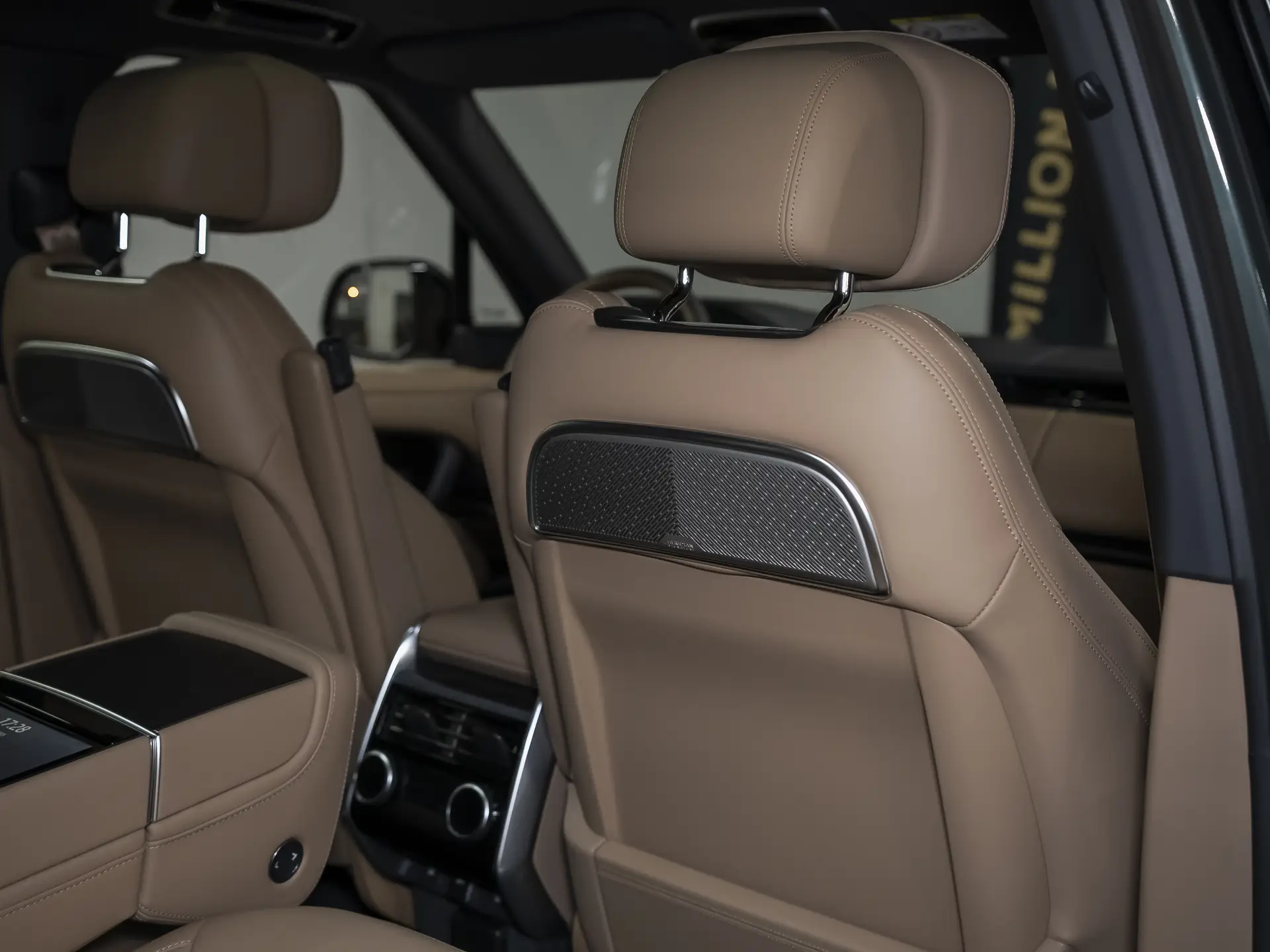 Land Rover Range Rover, V, 2025 купить в салоне Million Miles