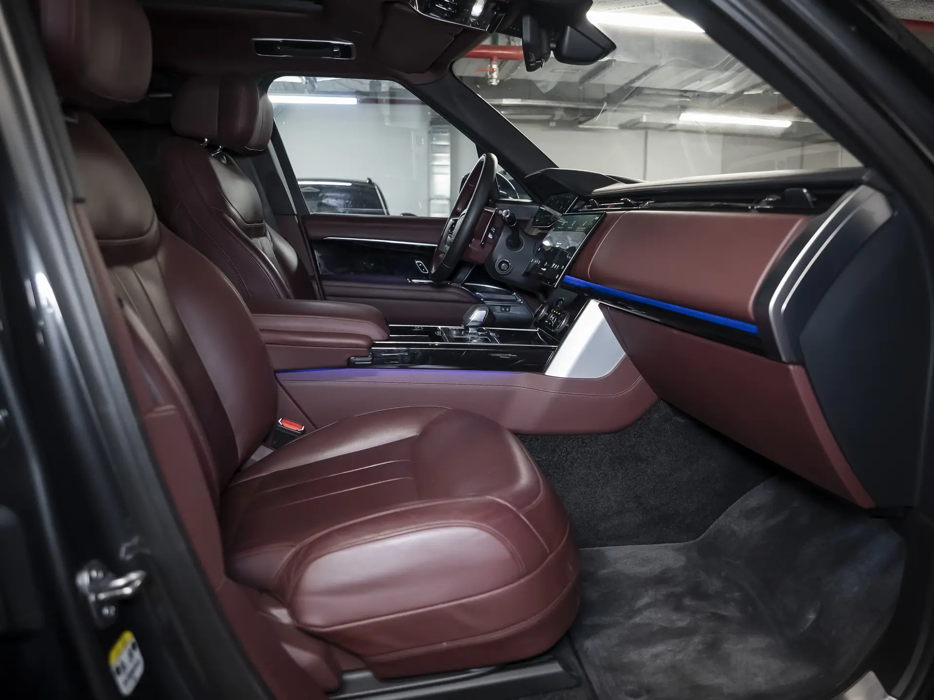 Land Rover Range Rover, V, 2023 купить в салоне Million Miles