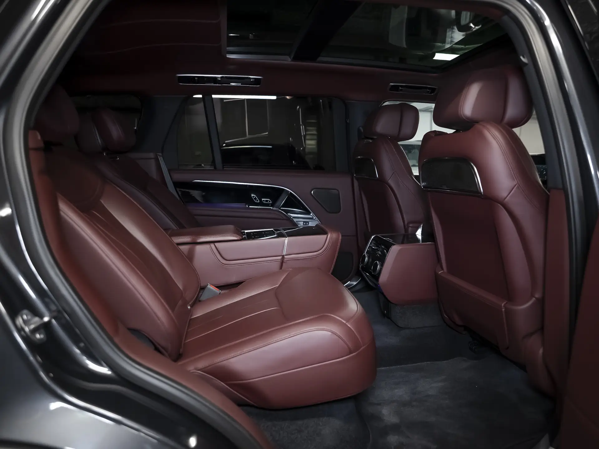 Land Rover Range Rover, V, 2023 купить в салоне Million Miles