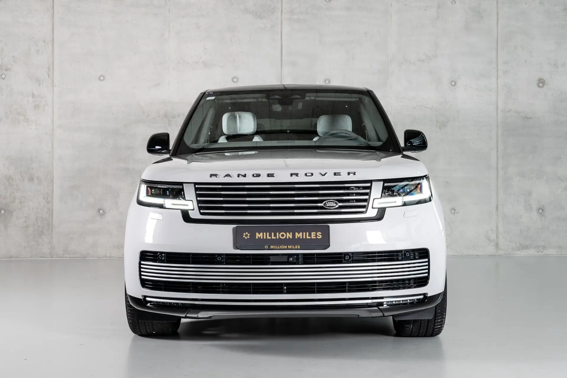 Land Rover Range Rover Long, V, 2025 купить в салоне Million Miles