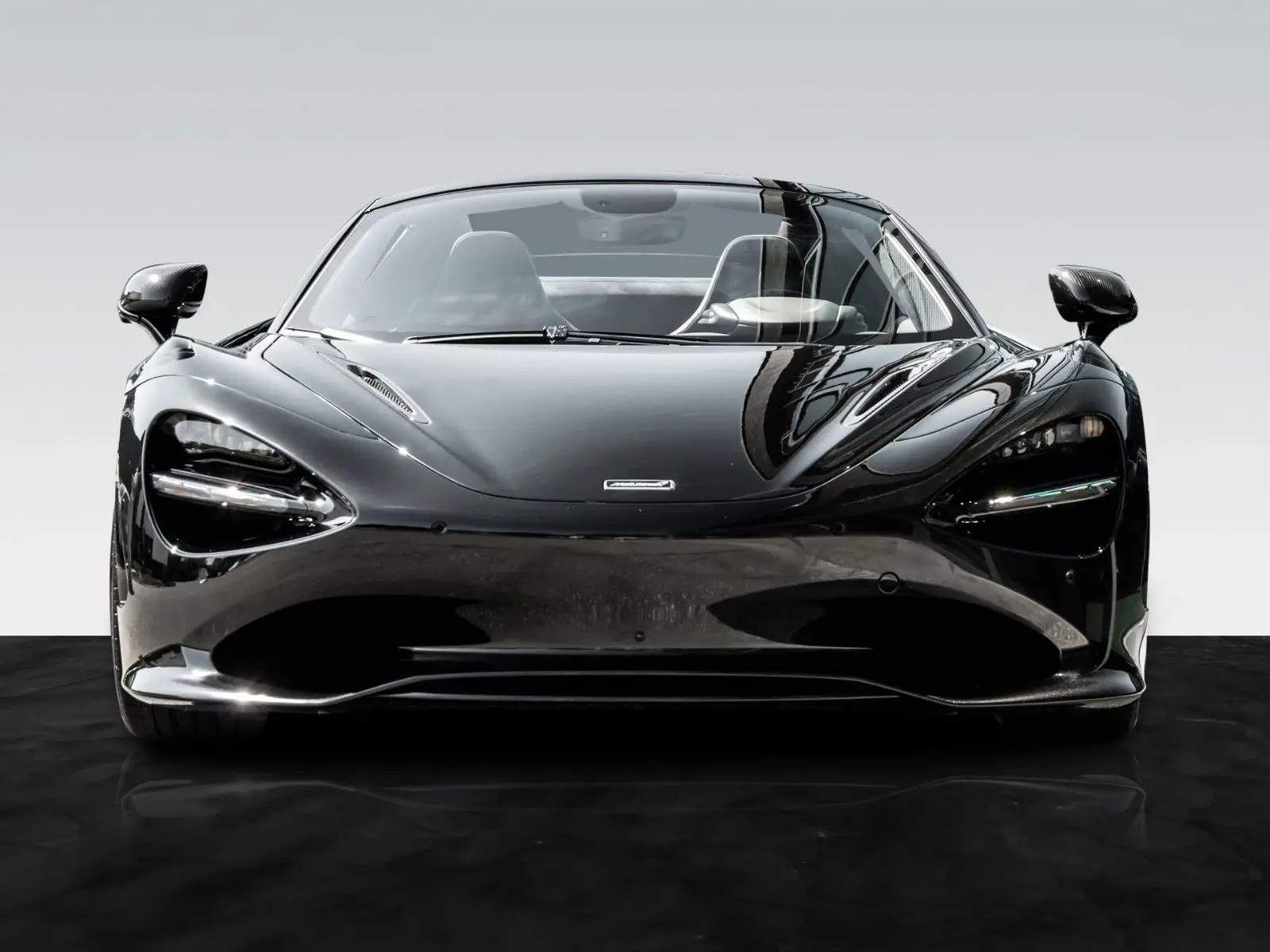 McLaren 750S, I, 2025 купить в салоне Million Miles