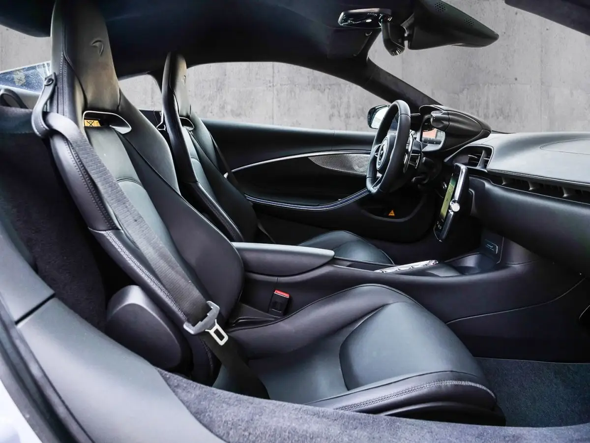 McLaren Artura, I, 2025 купить в салоне Million Miles