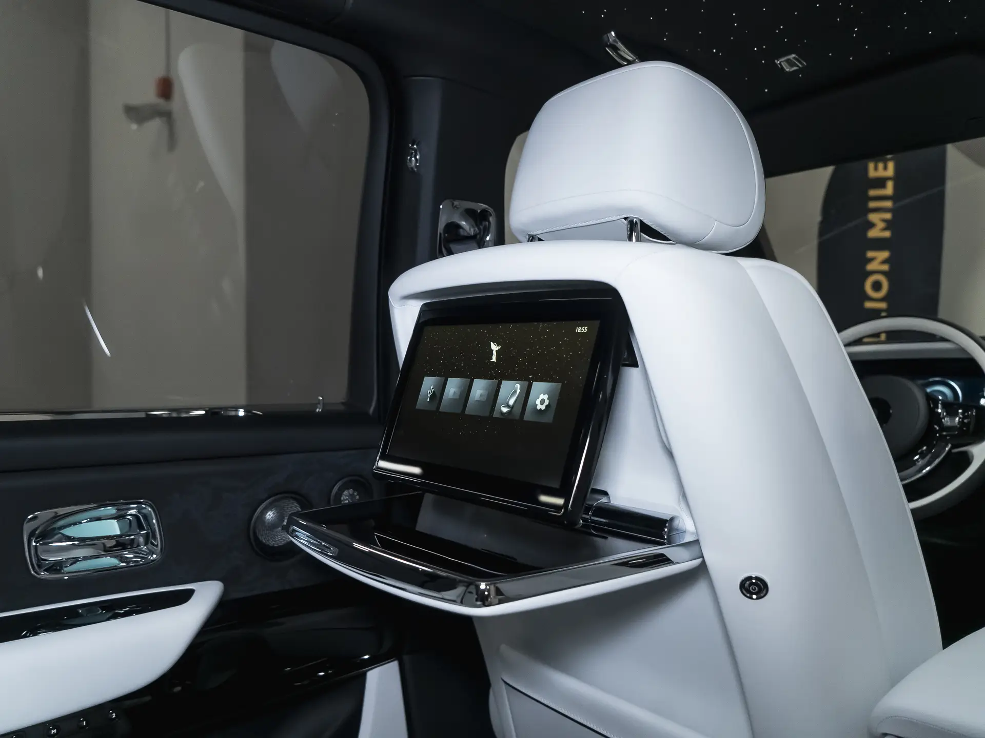 Rolls-Royce Cullinan, I Рестайлинг, 2025 купить в салоне Million Miles