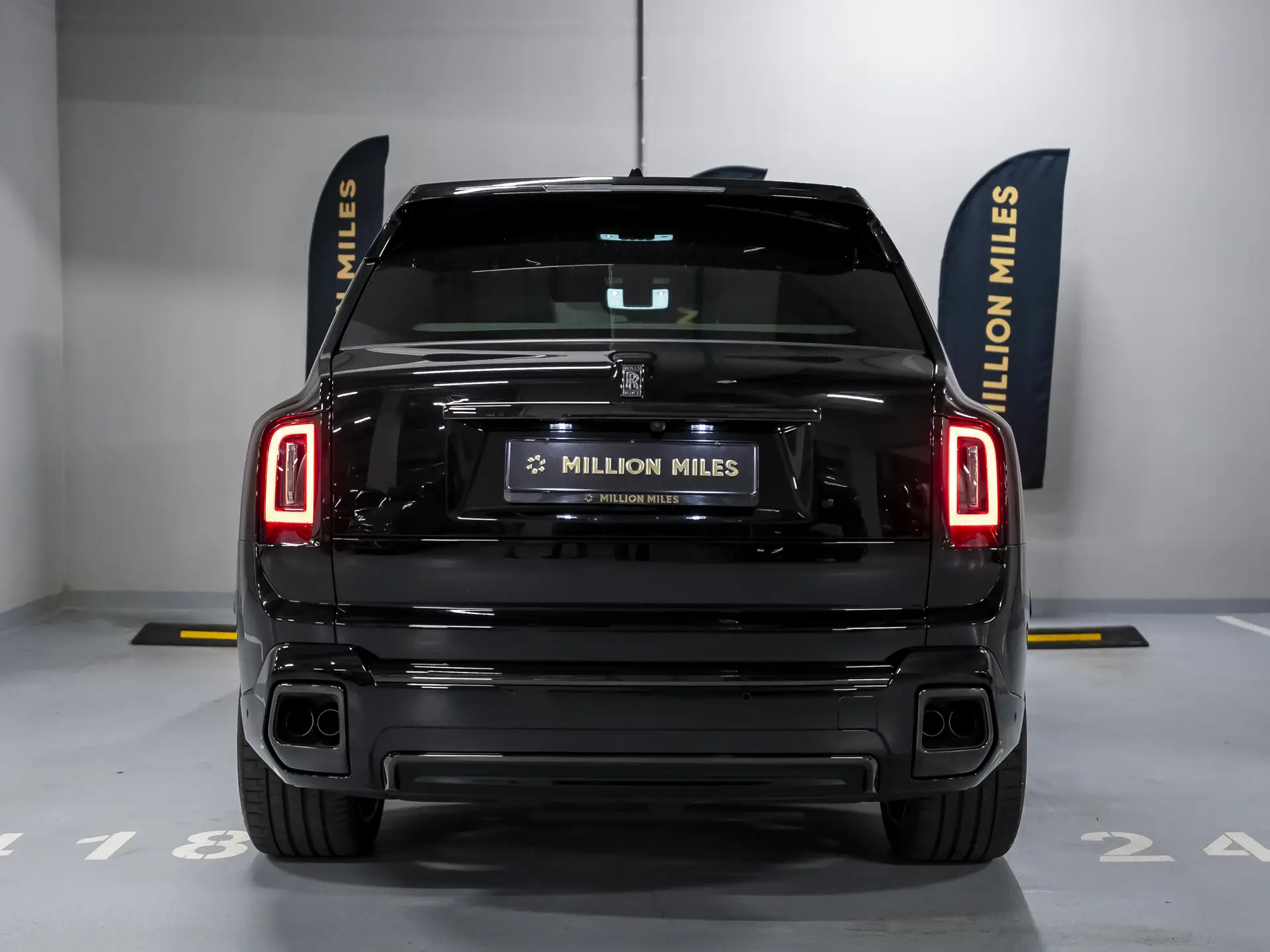 Rolls-Royce Cullinan Black Badge, I Рестайлинг, 2025 купить в салоне Million Miles