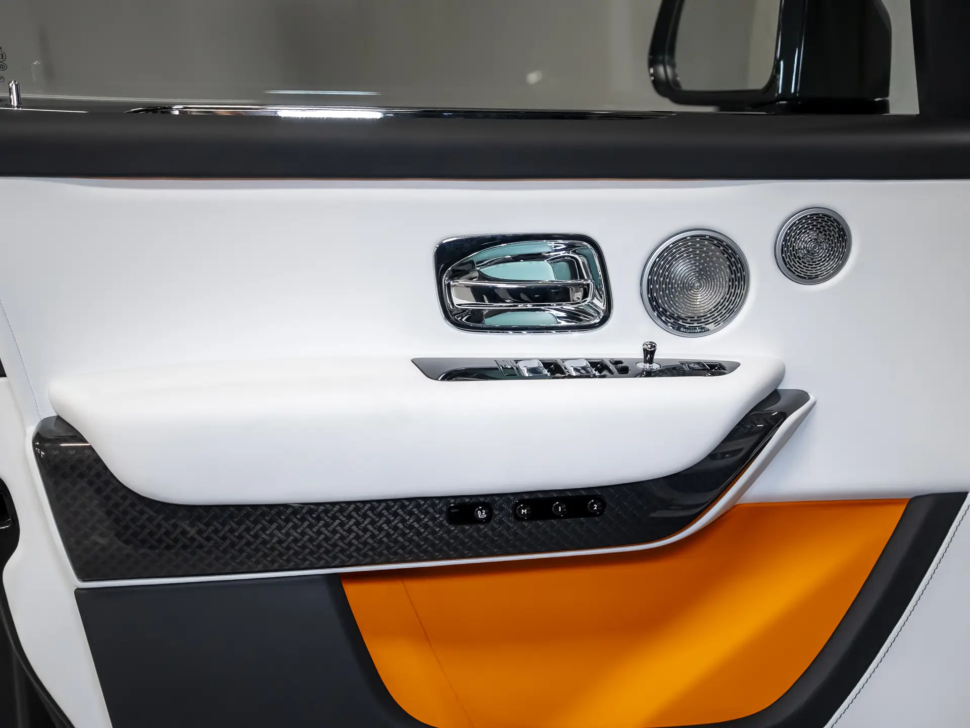 Rolls-Royce Cullinan Black Badge, I Рестайлинг, 2025 купить в салоне Million Miles