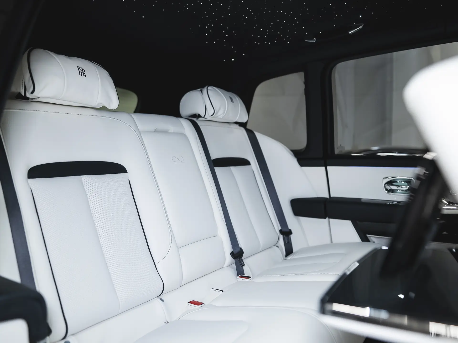 Rolls-Royce Cullinan, I Рестайлинг, 2025 купить в салоне Million Miles