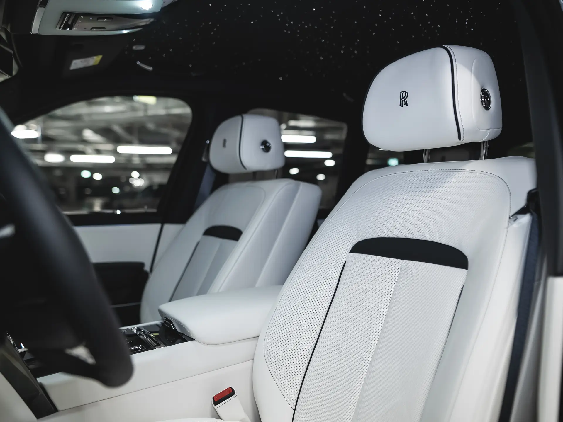 Rolls-Royce Cullinan, I Рестайлинг, 2025 купить в салоне Million Miles