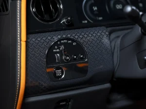 Rolls-Royce Cullinan Black Badge, I Рестайлинг, 2025 купить в салоне Million Miles