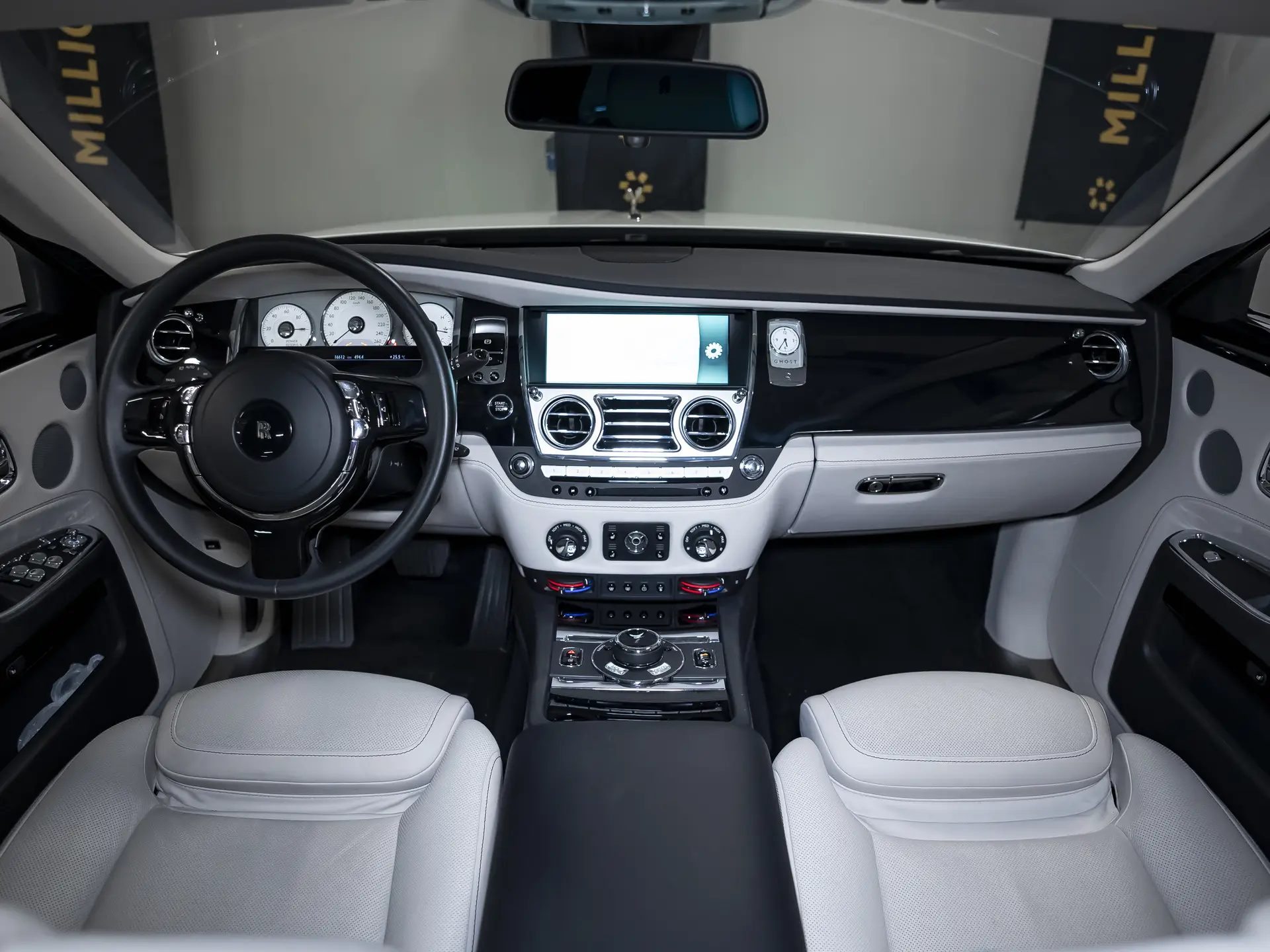 Rolls-Royce Ghost, I Рестайлинг (Series II), 2016 купить в салоне Million Miles