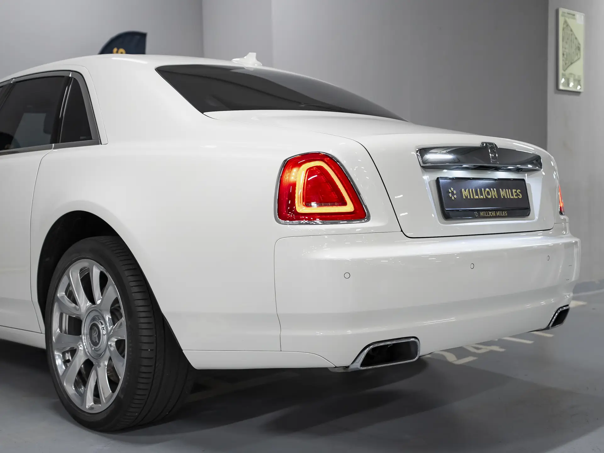 Rolls-Royce Ghost, I Рестайлинг (Series II), 2016 купить в салоне Million Miles