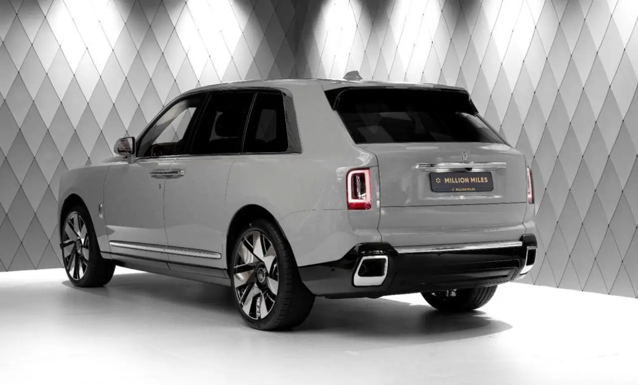 Rolls-Royce Cullinan, I Рестайлинг, 2025 купить в салоне Million Miles